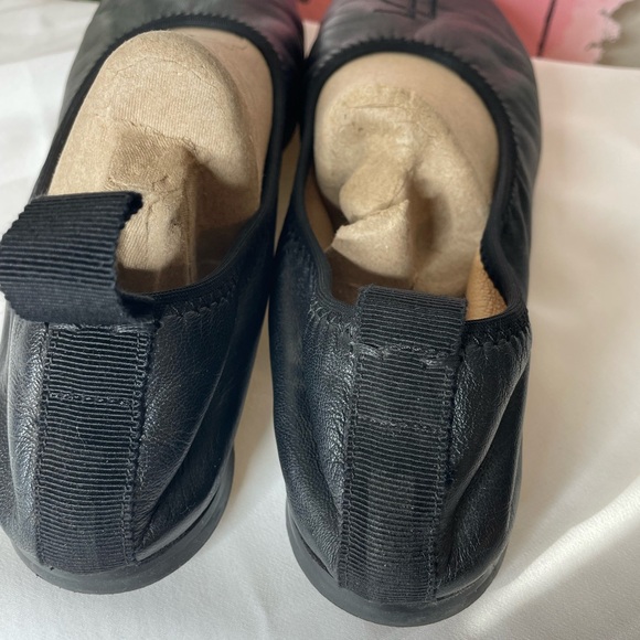 Dear Francis Black Leather Ballet Flats - Picture 4 of 9